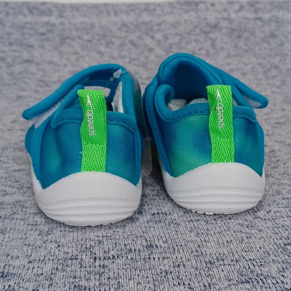 Speedo Blue Water Shoes Sleek Design Comfortable Fit!